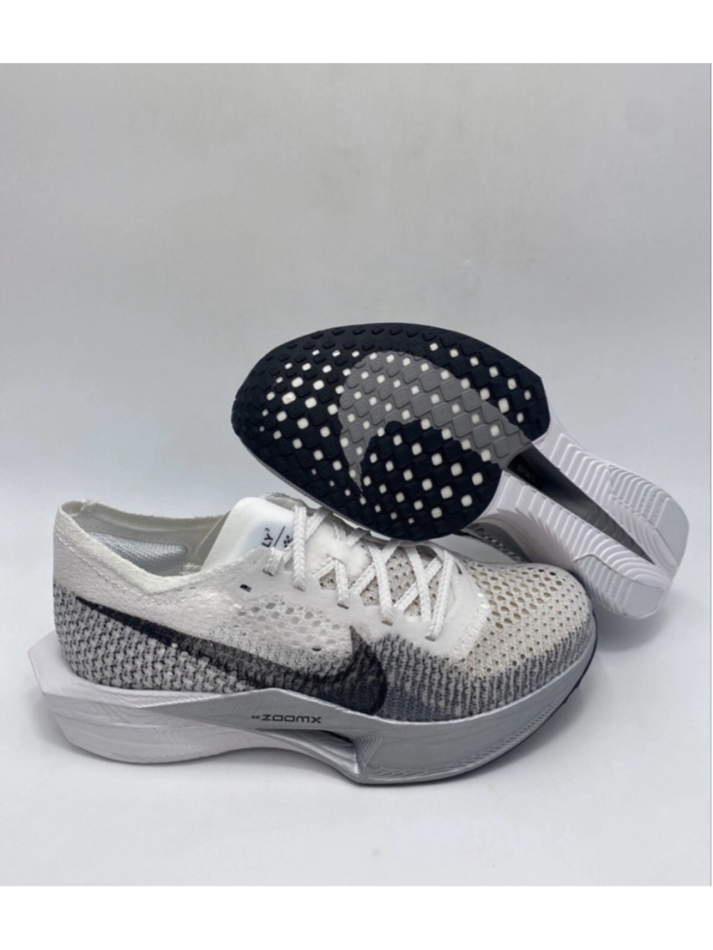 Nike ZoomX Vaporfly Next% 3 Women’s Size 9 White Silver Grey Black DV4130-100